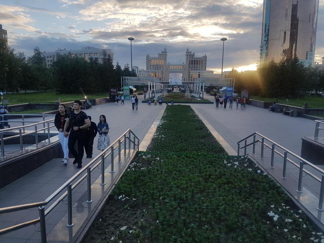 Arai Halal Apartments Астана Экстерьер фото